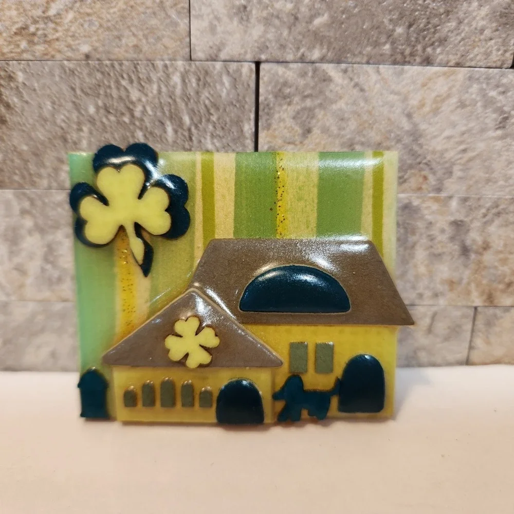 House Pins by Lucinda Enamel House Shamrock Pin Brooch Rare‎ St Patricks Day